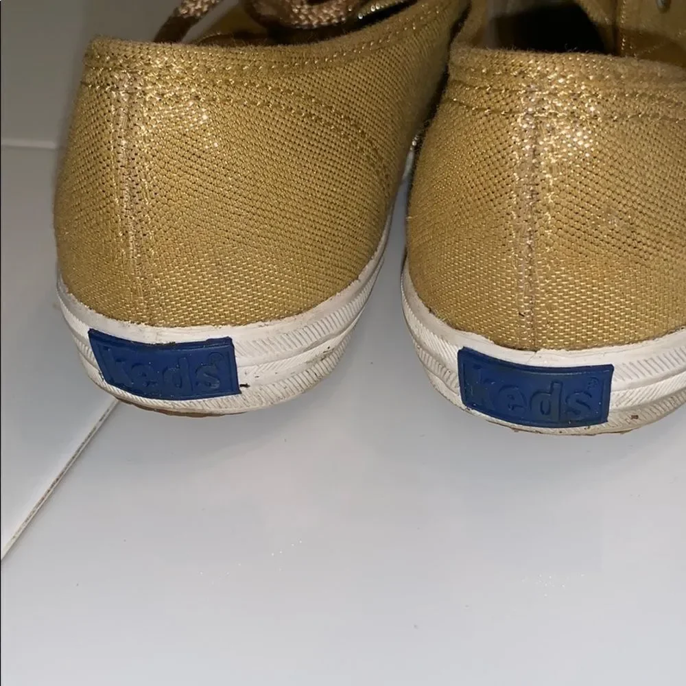 Keds gold sneakers with gold laces‎